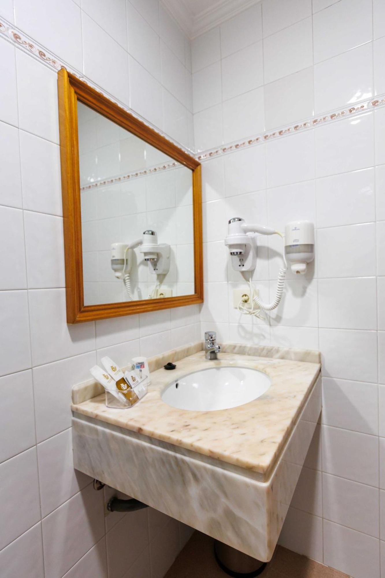 Hotel O Cruceiro Caldas De Reis Eksteriør bilde